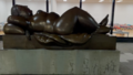 Estatua de Fernando Botero en Vaduz,'Reclining Woman' Muller Recostada.