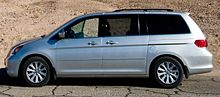 Side profile of a Honda Odyssey Honda Odyssey Touring flickr Upsilon Andromedae DEC2008.jpg
