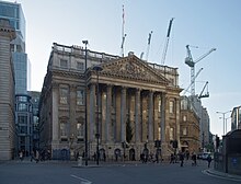 Mansion House is the official residence of the Lord Mayor. London MMB >>2K9 Mansion House.jpg