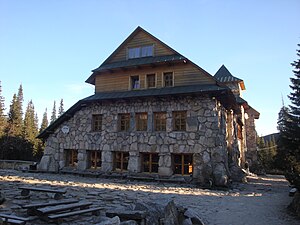 Murowaniec-Hütte (polnisch: Schronisko PTTK Murowaniec)