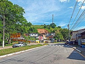 Trecho da Avenida Acesita no bairro Nossa Senhora das Graças