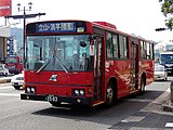 1991年の導入車から採用されている赤基調の市内路線用車塗装（4A11）