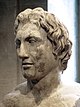 पेरिस के लूव संग्रहालय में रखी सिकंदर की प्रतिमा
