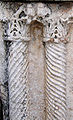 Antike Halbsäulen mit geschraubten Kanneluren (Capernaum)
