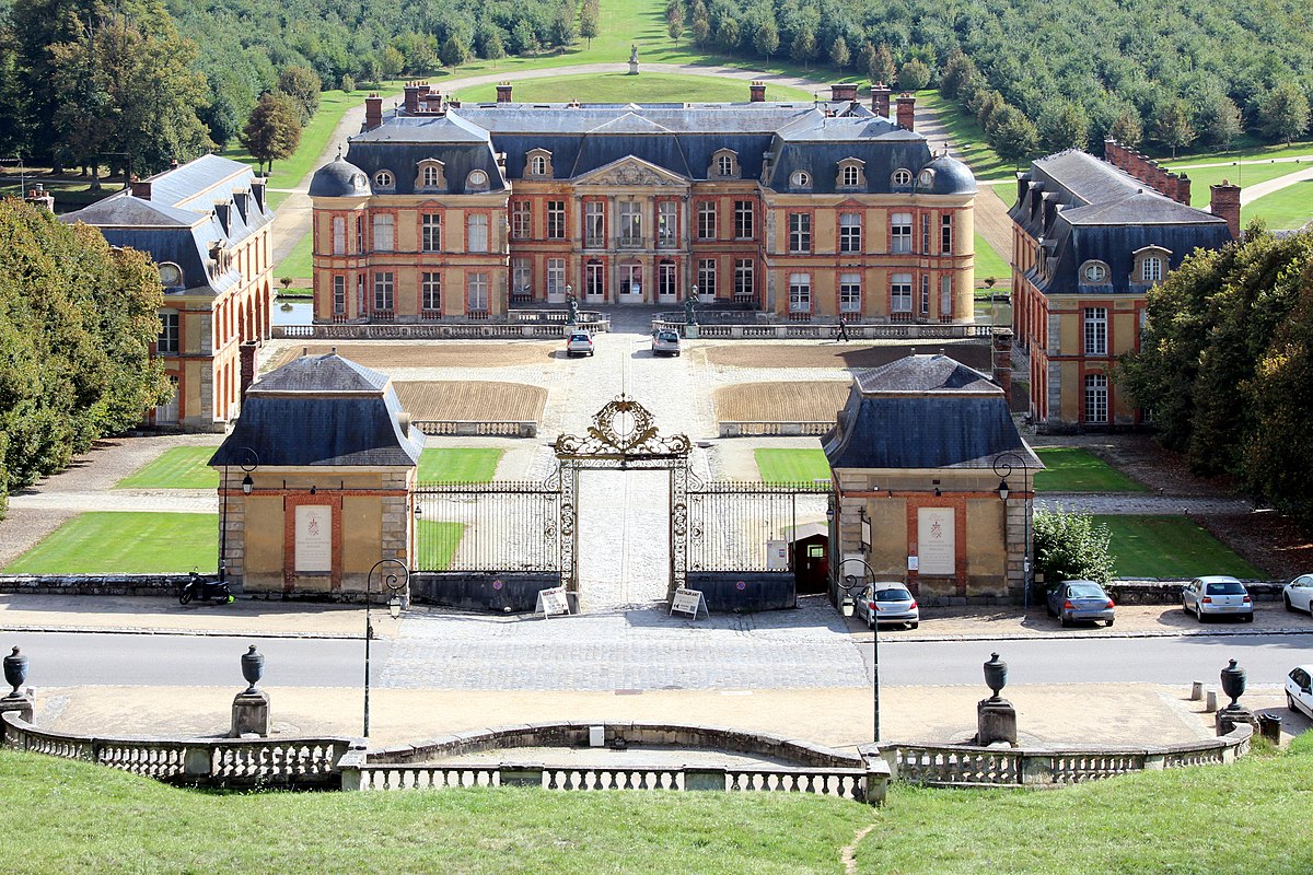 Château de Dampierre en 2013 16.jpg