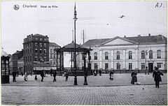 Charleroi - Hôtel de Ville - 1900