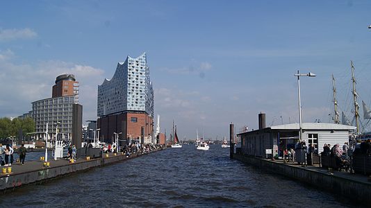 Die Elbphilharmonie („Elphi“)