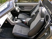 Intérieur MG TF avec sellerie cuir-alcantara