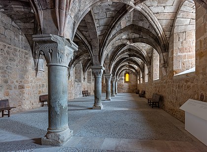 Refeitório para os conversos do mosteiro cisterciense de Santa María de Huerta, província de Sória, Castela e Leão, Espanha. (definição 7 604 × 5 596)