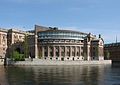 31.8.-12.9.: Das Reichstagsgebäude in Stockholm vom Wasser aus gesehen