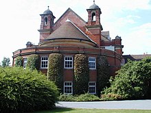 The University Great Hall, on the London Road Campus University of Reading Great Hall 1.JPG