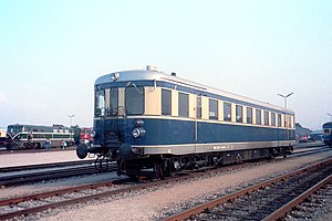 5044.06 bei der Fahrzeugschau „Großer Bahnhof für große Züge“ auf dem Wiener Nordbahnhofgelände, 1987