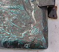 Signatur von von Aristide Maillol im Sockel der Bronzeskulptur Action Enchained, without arms in Banyuls-sur-Mer