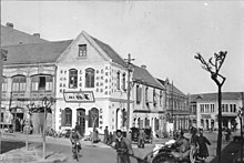 Tsingdao with German buildings, c. 1900 Bundesarchiv Bild 137-039348, Tsingtau, Deutsche Bauten.jpg