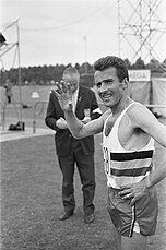 Der Vizeeuropameister von 1969 im Marathonlauf und Olympiasieger von 1964 über 3000 Meter Hindernis Gaston Roelants kam in diesem Rennen nicht ins Ziel