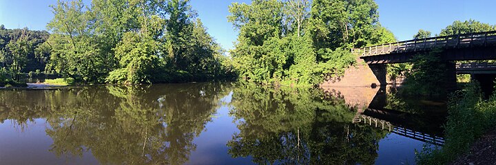 Lockatong Creek flowing, from right to left, into the Delaware River