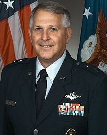 Генерал-майор Пол Дж. Флетчер.jpg