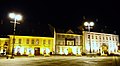 Palais Brukenthal et à sa gauche, la Maison bleue sur la Grande Place.