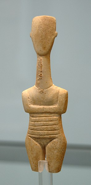 Archivo:Pregnant Cycladic figurine Staatliche Antikensammlungen.jpg