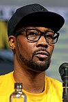 RZA RZA speaking at the 2018 San Diego Comic Con International (cropped).jpg
