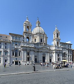 Exteriören vid Piazza Navona.