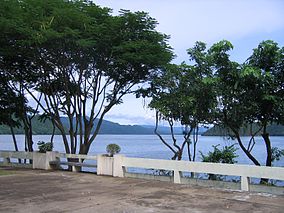 Srinagarindra dam lake.jpg