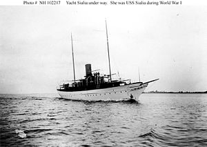 Steam Yacht Sialia, underway prior to her World War I Navy service.U.S. Navy photo NH 102217