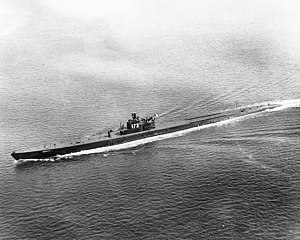 USS Pike (SS-173) underway off New London, Connecticut, 5 May 1944