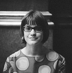 Nuori Veronica Pimenoff vuonna 1965.