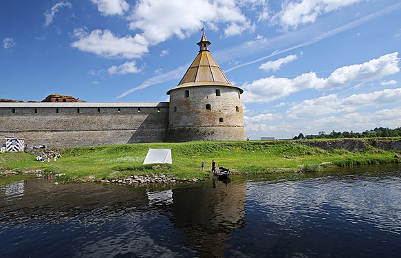 412. Головина (Круглая, Наугольная) башня крепости «Орешек», Шлиссельбург Автор — Kora27