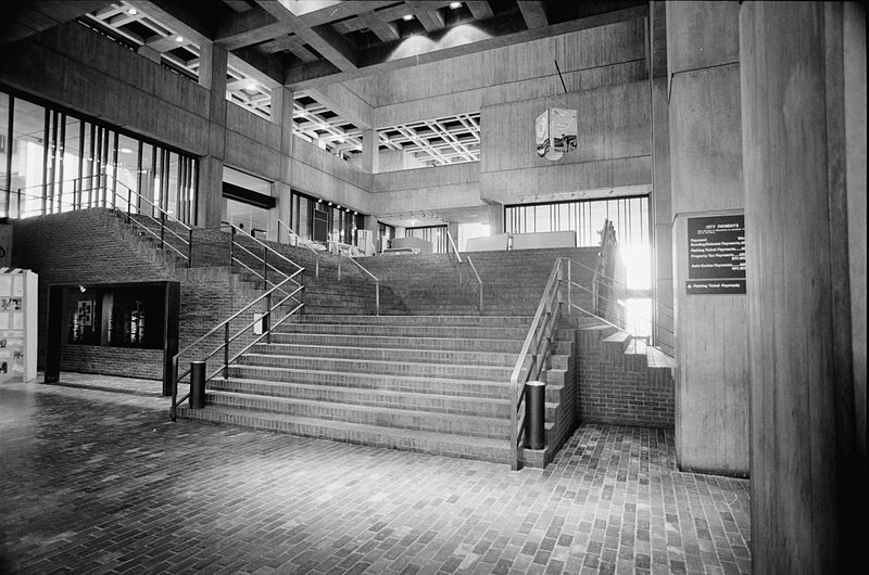 800px-1981_BostonCityHall_byLebovich12_HABS_MA1176.jpg