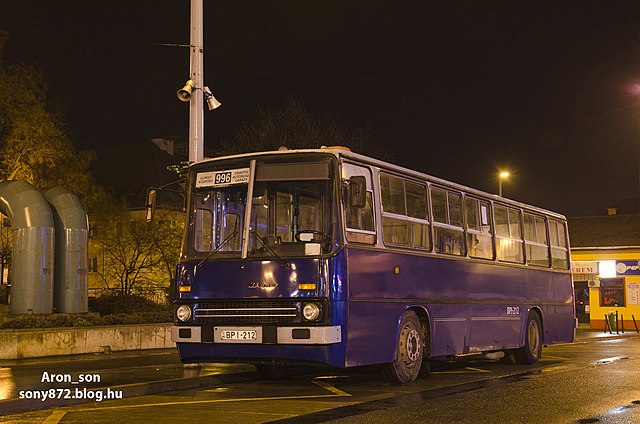 996-os busz Újpesten