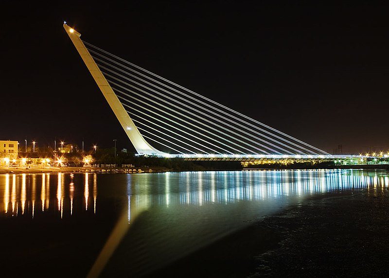 800px Calatrava Puente del Alamillo Seville