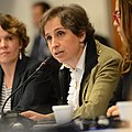 Carmen Aristegui. Reconocida periodista mexicana, egresada de la Carrera de Comunicación y conductora de noticiario radiofónico, Aristegui en vivo de Grupo Radio Centro.