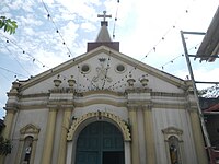 Фасад церкви Пеньяфрансия в Пако.jpg