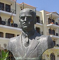 Dimitrios Golemis – hier eine Erinnerungsstatue in Lefkada, Griechenland – erreichte Platz drei