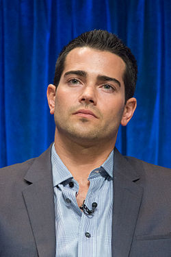 Jesse Metcalfe mint Christopher Ewing