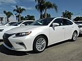 Lexus ES 350 (2015–2018)