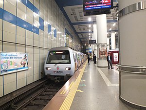 A train entering Levent on the M2 line