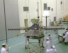 Mariner 4 is prepared for a weight test on November 1, 1963 Mariner 4 Launch Preparations.jpeg