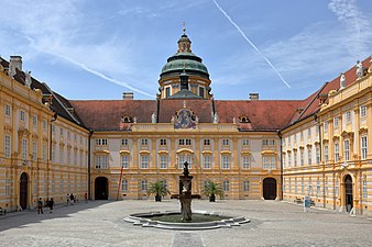 Prälatenhof, het grootste hofje van de abdij van Melk