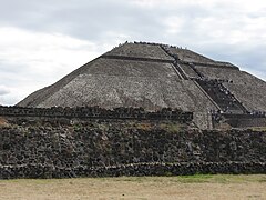 Pirámide del Sol en Teotihuacan (Estado de México)
