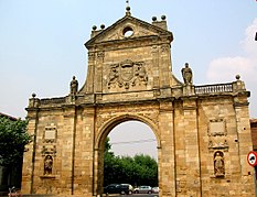 Arco de San Benito en Sahagún.