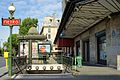 Dervaux-Kandelaber an einem Zugang der von der CMP errichteten Station Pont Neuf