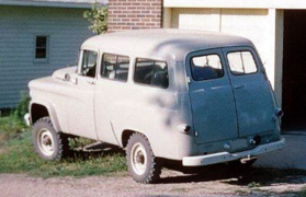 Dodge Town Wagon Power Wagon, πίσω μέρος