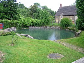 Bassin à proximité du lavoir de Colméry