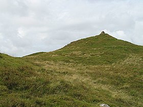 Vue du sommet du Càrn Dearg avec son cairn.