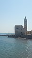 La cattedrale vista dal castello.