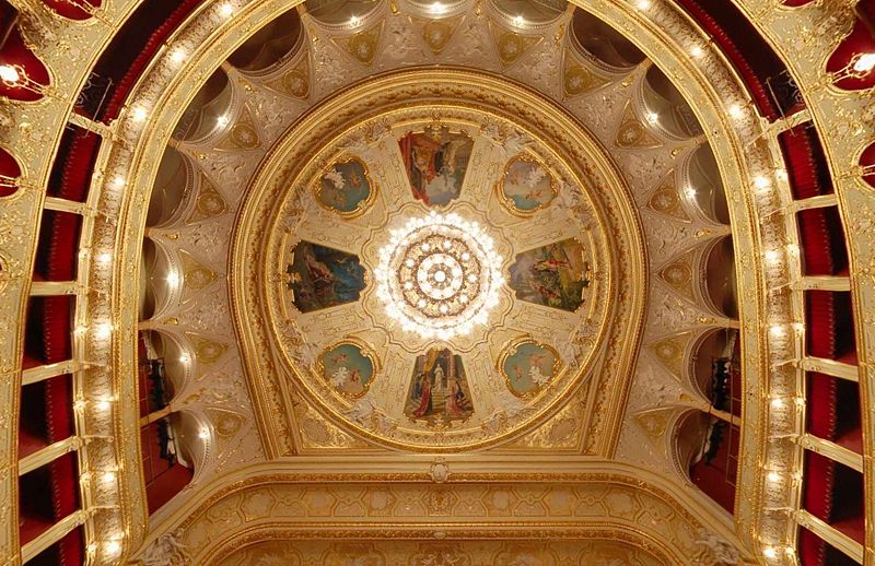 Файл:Ceiling Odessa opera theater.jpg