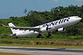 Airbus A330-300 de Finnair au décollage.